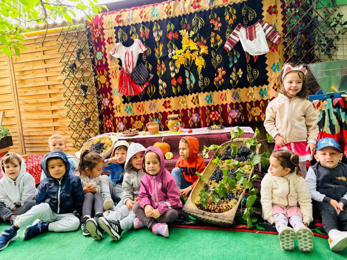 Grădinița RayKids Cârcea (Selgros) — activități creative outdoor