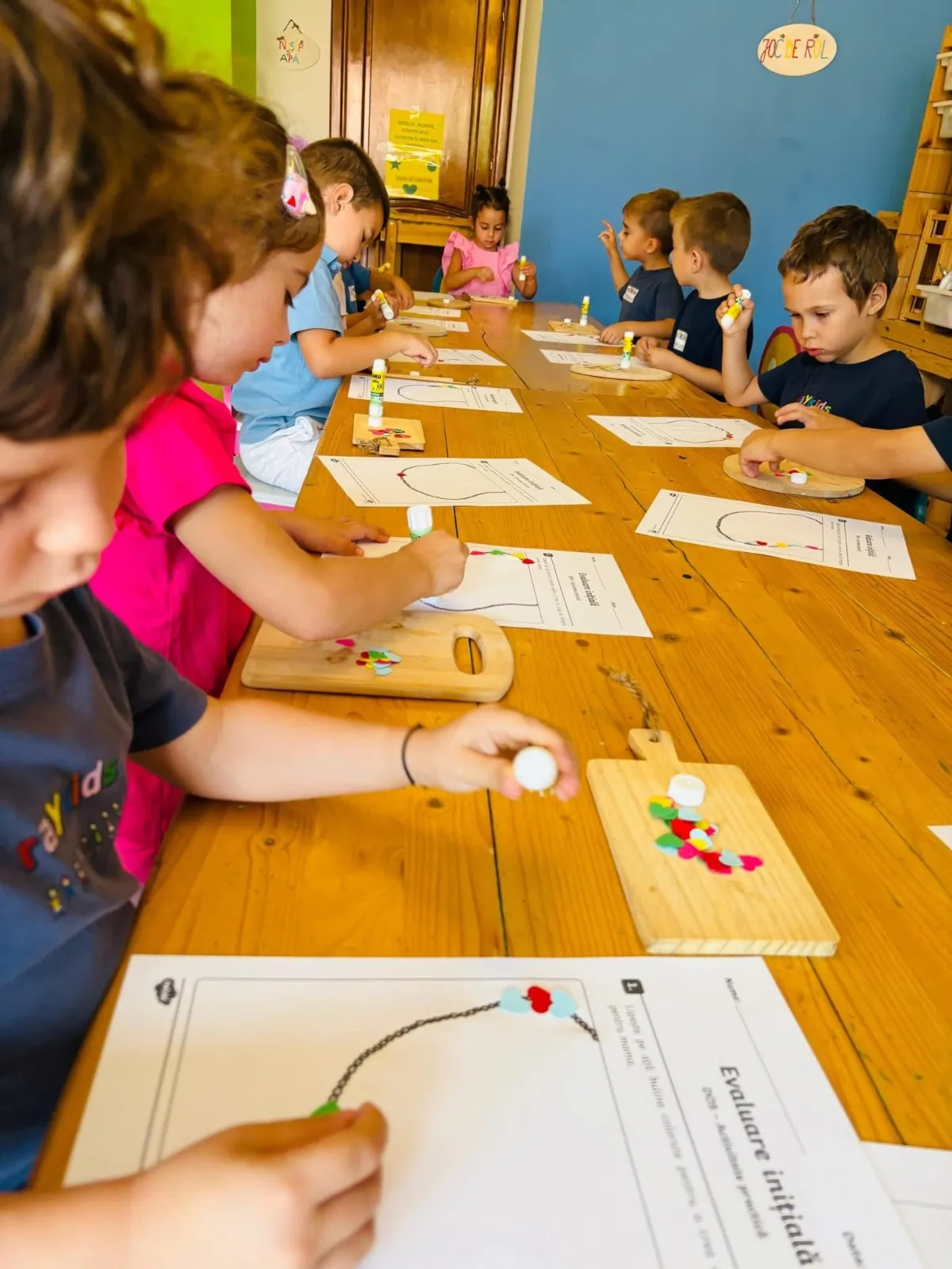 Grădinița RayKids Cârcea (Selgros) — copii în aer liber