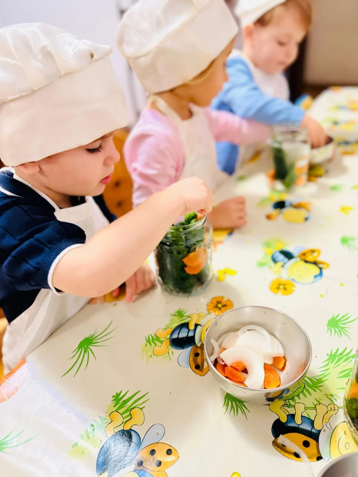 Grădinița RayKids Craiova — curtea grădiniței